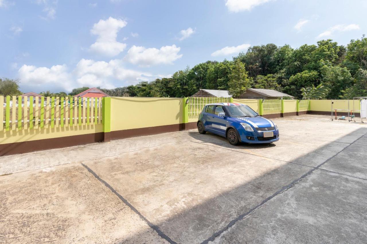 Oyo 632 Thanagrit Apartelle Tha Mai Buitenkant foto